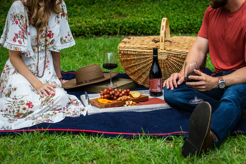 Types of Conversations to Have on a Wine Date: Creating a Memorable Experience